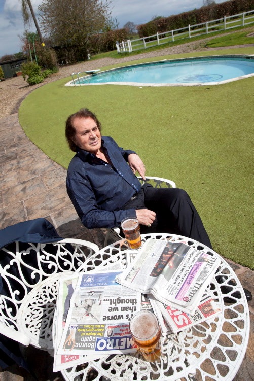 Engelbert04_PAGEONESM