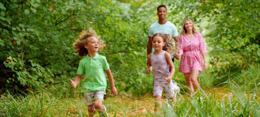 Nottingham Commercial location photographer for stills photography in forest setting with family models.